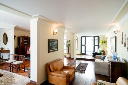 Casa à venda com 300m², 4 quartos e 4 vagasSala Estar