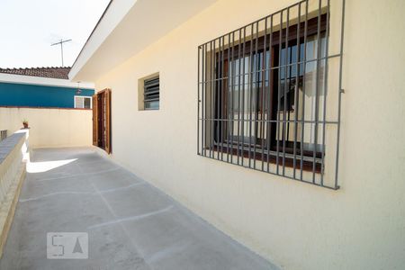Casa à venda com 300m², 4 quartos e 4 vagasVaranda Quarto 4 - Suíte