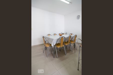 Casa à venda com 300m², 4 quartos e 4 vagasCopa - Cozinha