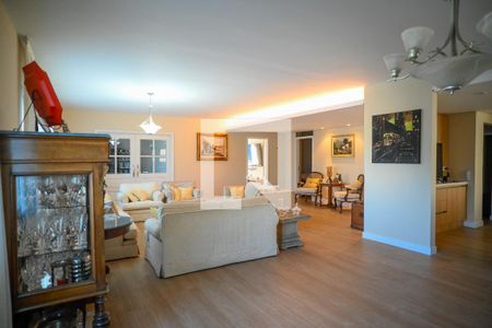 Sala de apartamento à venda com 3 quartos, 310m² em Cambuci, São Paulo