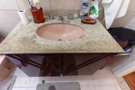 Casa à venda com 270m², 3 quartos e 2 vagasBanheiro da Suíte