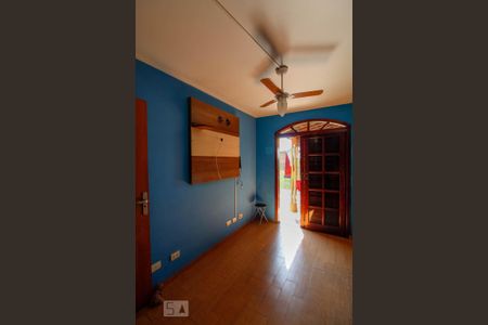 Casa à venda com 150m², 3 quartos e 3 vagas Casa à venda com 150m², 3 quartos e 3 vagasQuarto 2