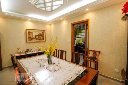 Casa à venda com 150m², 3 quartos e 3 vagas Casa à venda com 150m², 3 quartos e 3 vagasSala de Jantar