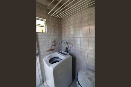 Casa à venda com 150m², 3 quartos e 3 vagas Casa à venda com 150m², 3 quartos e 3 vagasÁrea de Serviço