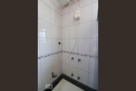 Casa à venda com 150m², 3 quartos e 3 vagas Casa à venda com 150m², 3 quartos e 3 vagasBanheiro da Suíte