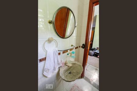 Lavabo de casa à venda com 3 quartos, 150m² em Vila Galvao, Guarulhos