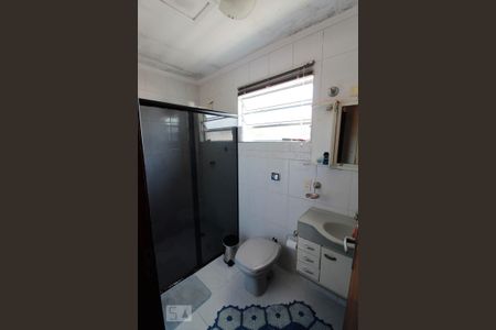 Casa à venda com 150m², 3 quartos e 3 vagas Casa à venda com 150m², 3 quartos e 3 vagasBanheiro Social