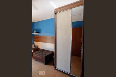 Casa à venda com 150m², 3 quartos e 3 vagas Casa à venda com 150m², 3 quartos e 3 vagasQuarto 2