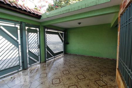 Casa à venda com 150m², 3 quartos e 3 vagas Casa à venda com 150m², 3 quartos e 3 vagasGaragem