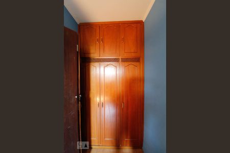 Casa à venda com 150m², 3 quartos e 3 vagas Casa à venda com 150m², 3 quartos e 3 vagasQuarto 1