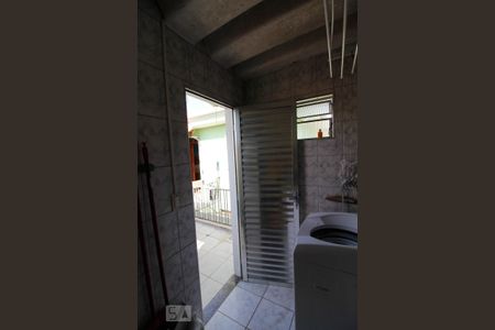 Casa à venda com 150m², 3 quartos e 3 vagas Casa à venda com 150m², 3 quartos e 3 vagasÁrea de Serviço
