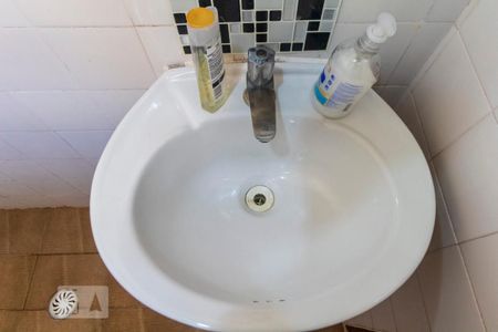 Casa à venda com 180m², 5 quartos e 2 vagas Casa à venda com 180m², 5 quartos e 2 vagasEdícula