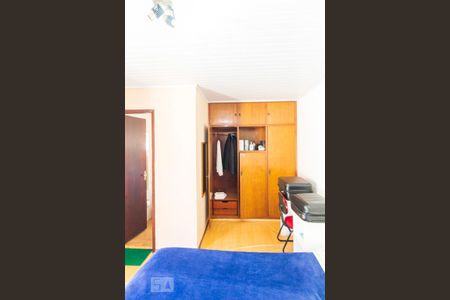 Casa à venda com 180m², 5 quartos e 2 vagas Casa à venda com 180m², 5 quartos e 2 vagasQuarto da Edícula