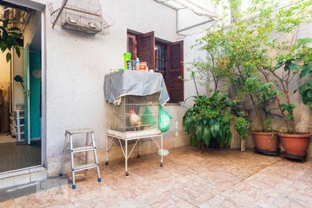 Casa à venda com 180m², 5 quartos e 2 vagas Casa à venda com 180m², 5 quartos e 2 vagasÁrea Externa