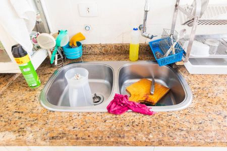 Casa à venda com 180m², 5 quartos e 2 vagas Casa à venda com 180m², 5 quartos e 2 vagasCozinha