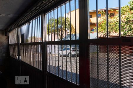 Casa à venda com 180m², 5 quartos e 2 vagas Casa à venda com 180m², 5 quartos e 2 vagasGaragem