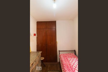 Casa à venda com 180m², 5 quartos e 2 vagas Casa à venda com 180m², 5 quartos e 2 vagasQurto 2