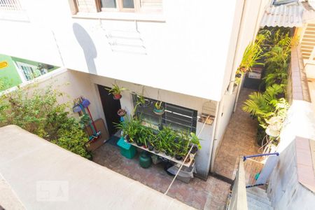 Casa à venda com 180m², 5 quartos e 2 vagas Casa à venda com 180m², 5 quartos e 2 vagasÁrea Externa