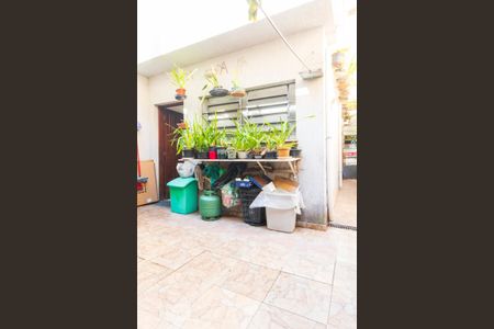 Casa à venda com 180m², 5 quartos e 2 vagas Casa à venda com 180m², 5 quartos e 2 vagasÁrea Externa