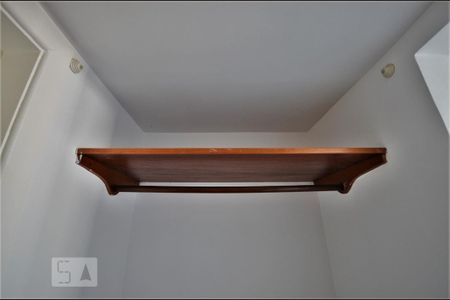 Apartamento para alugar com 80m², 2 quartos e 1 vagaCloset do quarto