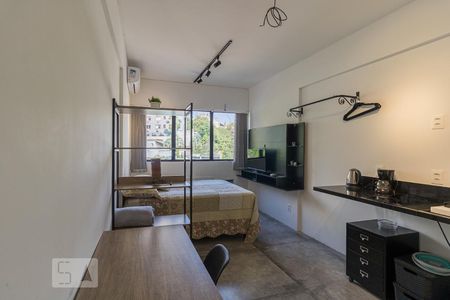 Sala/Quarto de kitnet/studio à venda com 1 quarto, 34m² em Jardim Floresta, Porto Alegre
