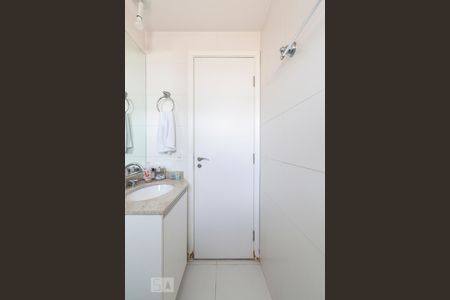 Apartamento à venda com 67m², 2 quartos e 1 vagaBanheiro da Suíte