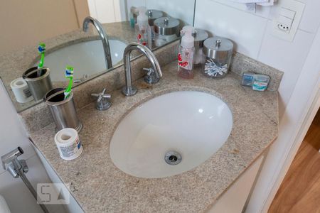 Apartamento à venda com 67m², 2 quartos e 1 vagaBanheiro da Suíte