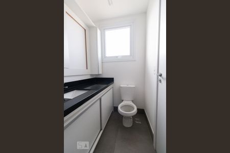 Banheiro de apartamento para alugar com 1 quarto, 46m² em Marechal Rondon, Canoas
