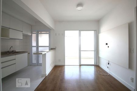 Cozinha - Sala de apartamento para alugar com 1 quarto, 49m² em Jardim Aeroporto, São Paulo