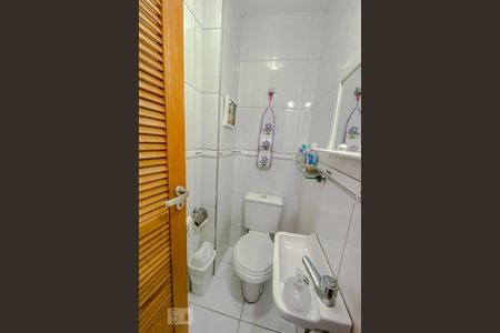 Apartamento para alugar com 100m², 3 quartos e 2 vagasBanheiro de Serviço