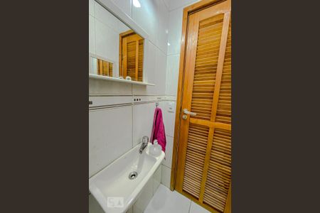 Apartamento para alugar com 100m², 3 quartos e 2 vagasBanheiro de Serviço