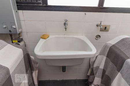 Apartamento à venda com 120m², 3 quartos e 2 vagasÁrea de serviço