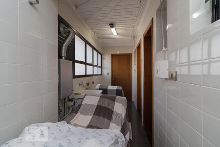 Apartamento à venda com 120m², 3 quartos e 2 vagasÁrea de serviço