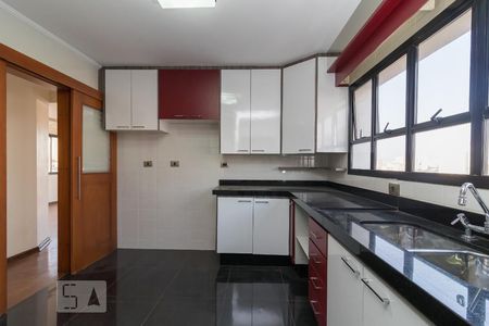 Apartamento à venda com 120m², 3 quartos e 2 vagasCozinha