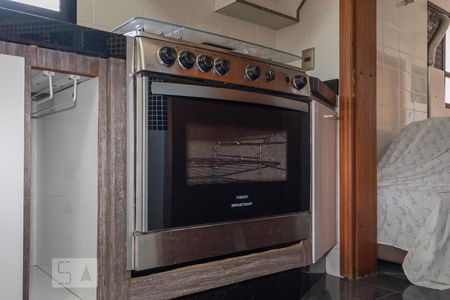 Apartamento à venda com 120m², 3 quartos e 2 vagasCozinha