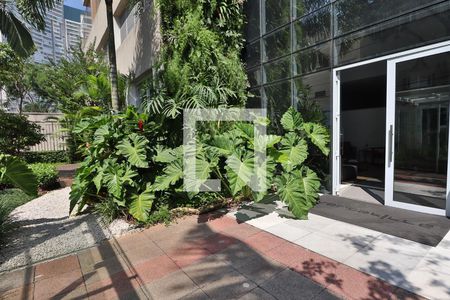 Apartamento para alugar com 70m², 2 quartos e 2 vagasEntrada