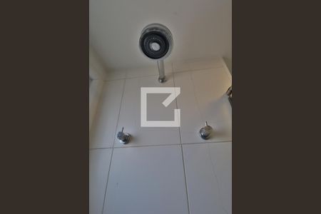 Apartamento para alugar com 70m², 2 quartos e 2 vagasBanheiro - chuveiro