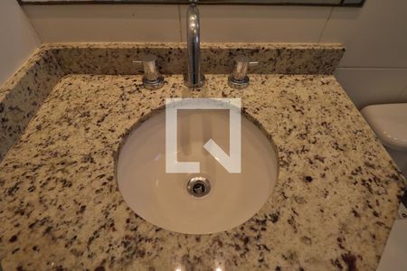 Apartamento para alugar com 70m², 2 quartos e 2 vagasBanheiro da Suíte - Torneira