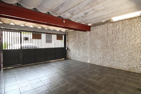 Casa à venda com 200m², 3 quartos e sem vagaGaragem