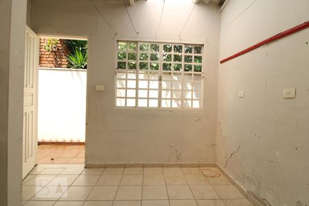 Casa à venda com 200m², 3 quartos e sem vagaLavanderia