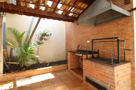 Casa à venda com 200m², 3 quartos e sem vagaChurrasqueira