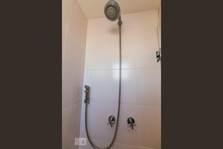 Apartamento à venda com 126m², 3 quartos e 2 vagasBanheiro da Suíte 1 - Chuveiro