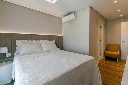 Apartamento à venda com 126m², 3 quartos e 2 vagasSuíte 1