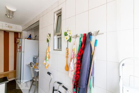 Apartamento à venda com 60m², 2 quartos e 1 vagaÁrea de Serviço