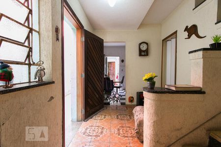 Entrada de casa à venda com 4 quartos, 250m² em Vila Bertioga, São Paulo