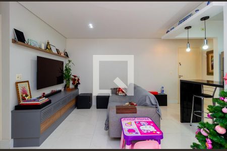 Sala de TV de apartamento à venda com 2 quartos, 60m² em Vila Bertioga, São Paulo