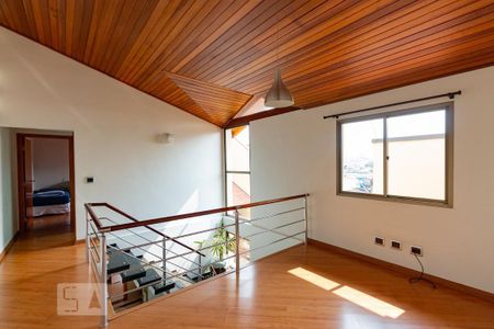 Casa à venda com 192m², 2 quartos e 3 vagas Casa à venda com 192m², 2 quartos e 3 vagasSala superior