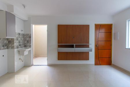 Sala de apartamento para alugar com 2 quartos, 44m² em Vila Invernada, São Paulo