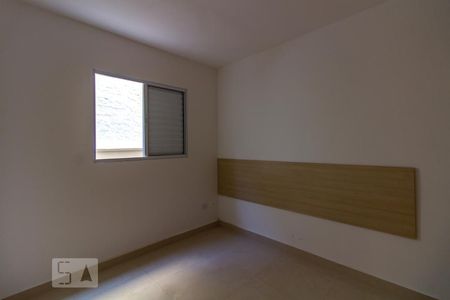 Quarto 2 de apartamento para alugar com 2 quartos, 44m² em Vila Invernada, São Paulo