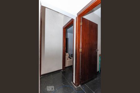 Casa à venda com 400m², 3 quartos e 1 vagaCorredor Acesso ao quartos